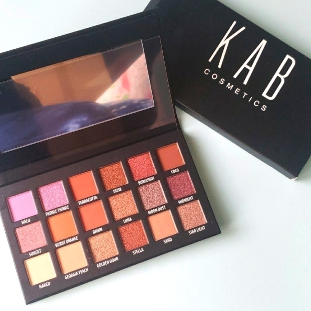 KAB Eye shadow palette. New